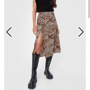 Leopard Print Slit Midi Skirt
